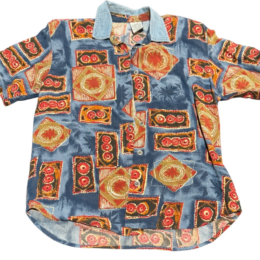Vintage button down medium petite woman’s‎ shirt padded shoulders | PB1